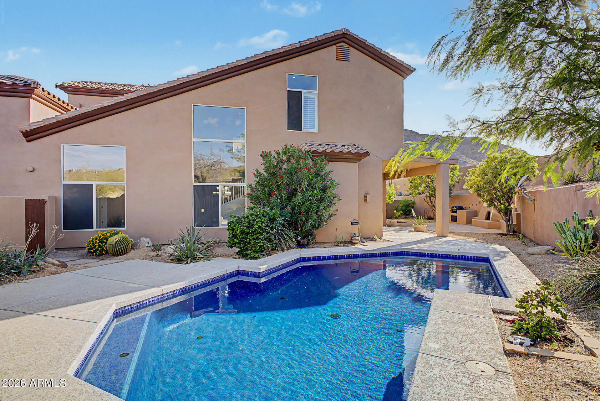 Saddleview - Residential