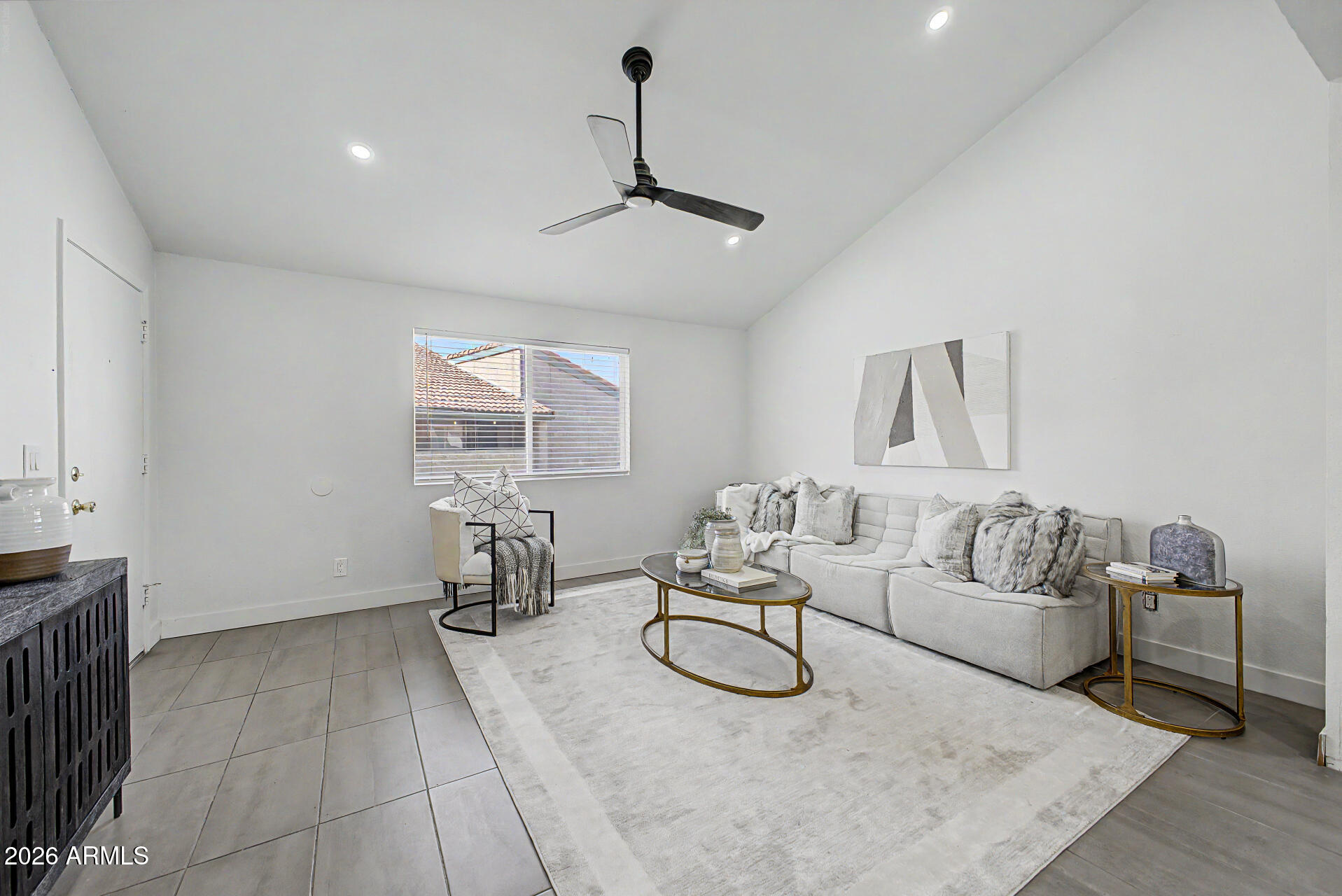 WOODGLEN SQUARE CONDOMINIUMS TRACT F - Residential