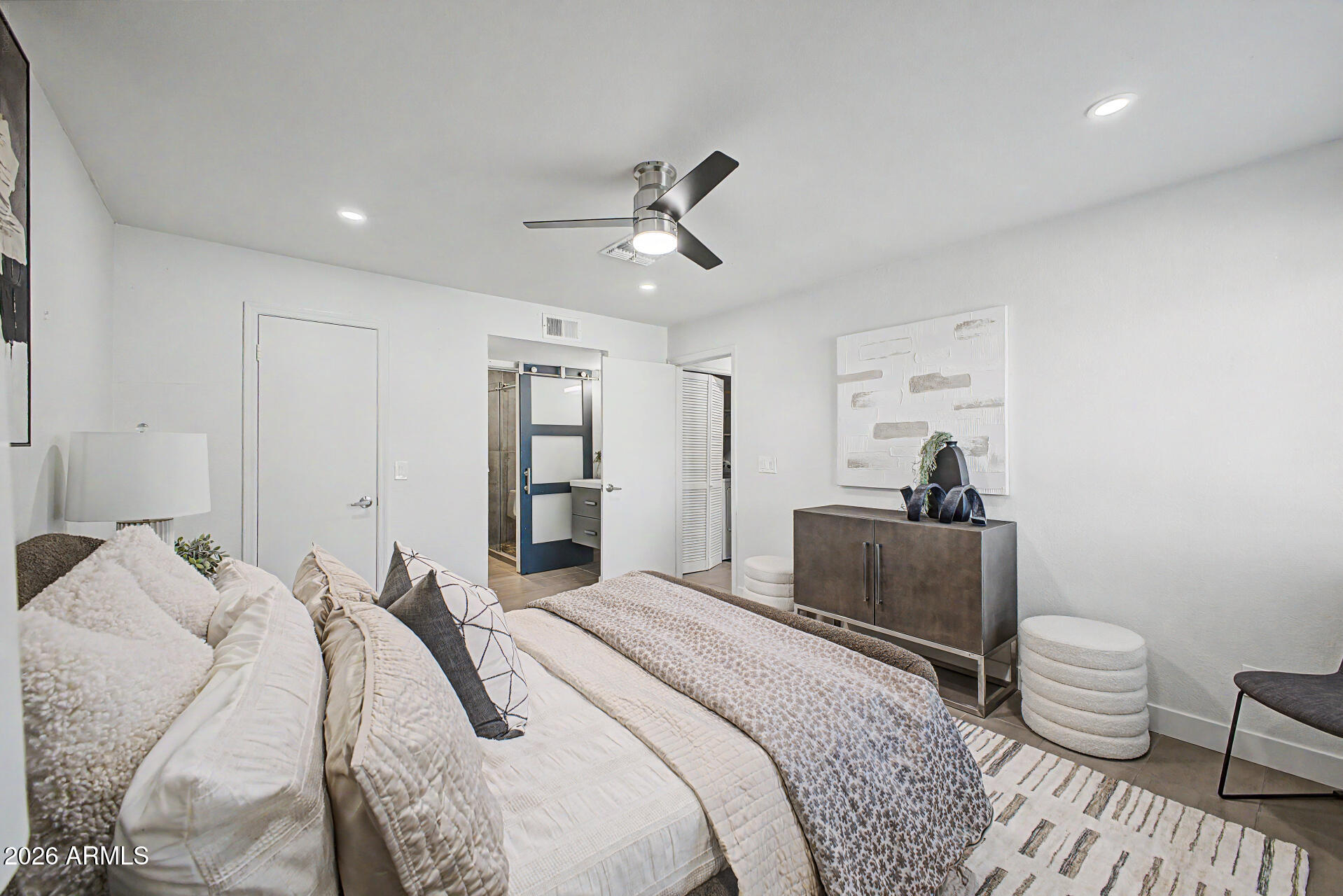 WOODGLEN SQUARE CONDOMINIUMS TRACT F - Residential