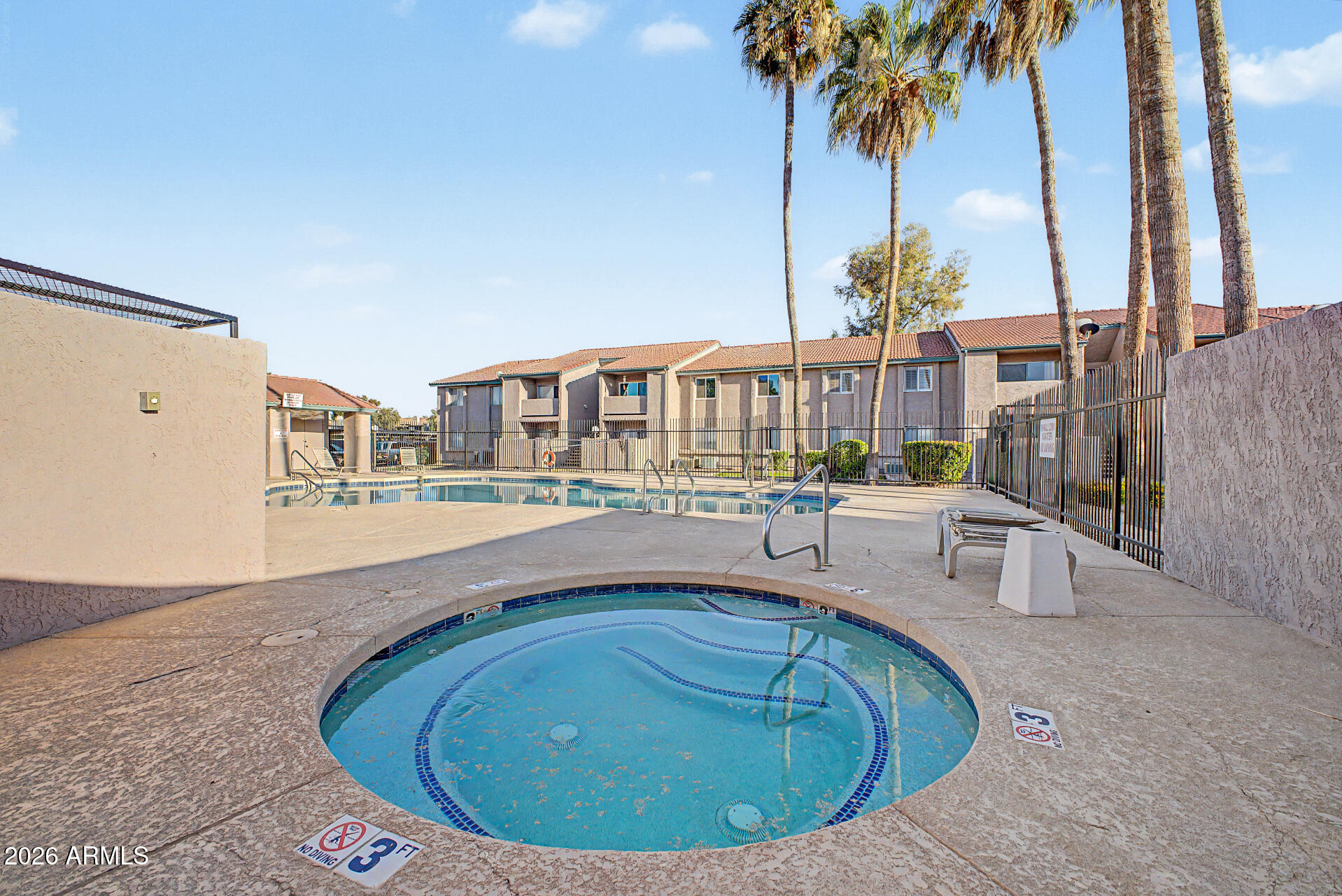 WOODGLEN SQUARE CONDOMINIUMS TRACT F - Residential