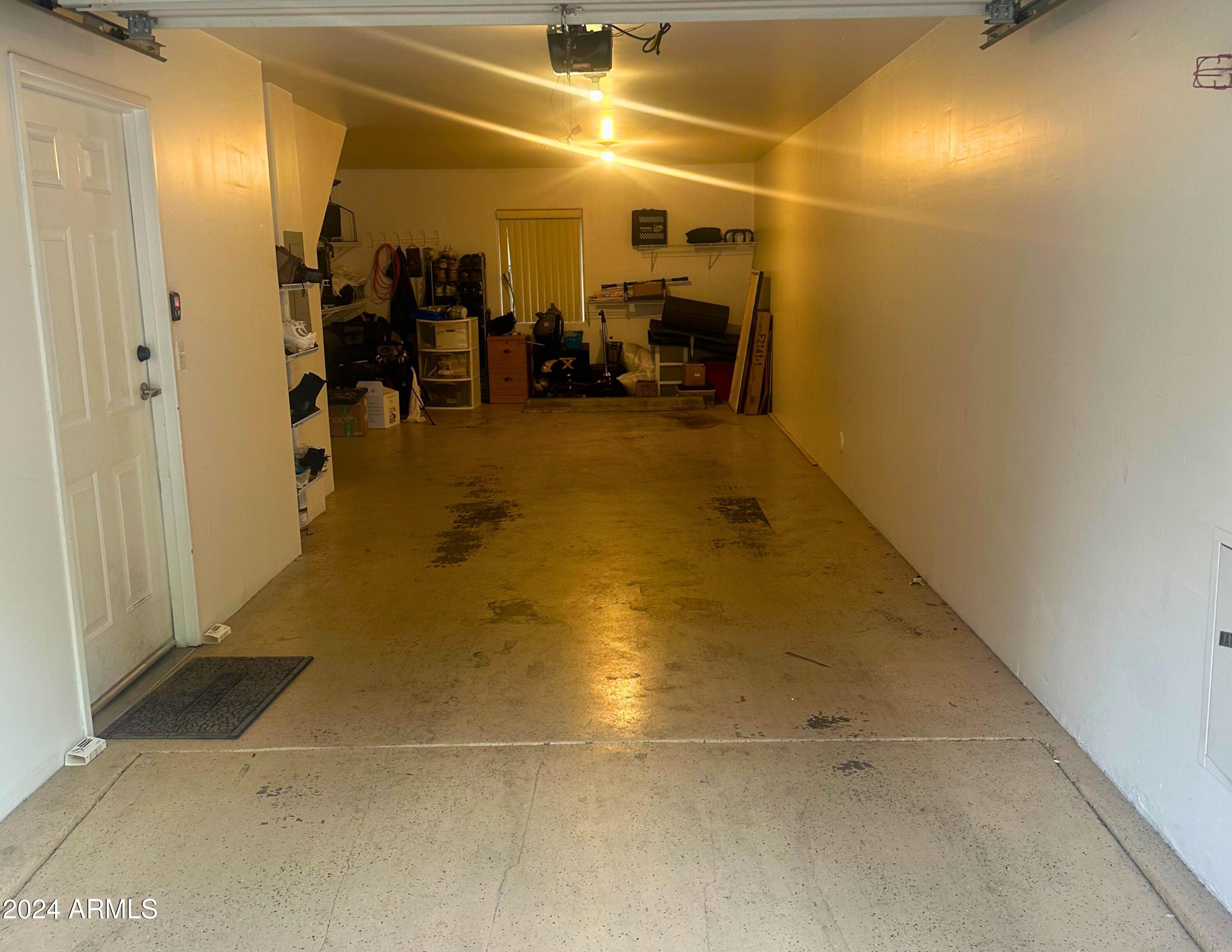 Phoenix, Arizona 85032, United States, 2 Bedrooms Bedrooms, ,2 BathroomsBathrooms,Residential,Pending,29610