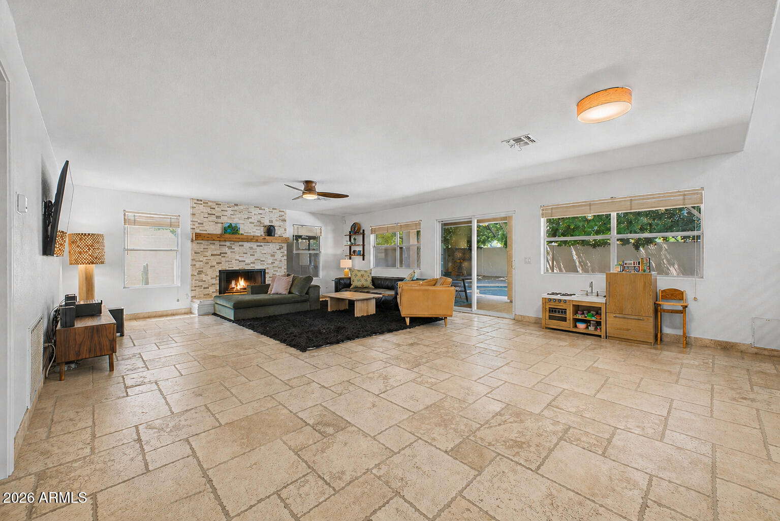 CONTINENTAL AT ARROWHEAD RANCH - Residential