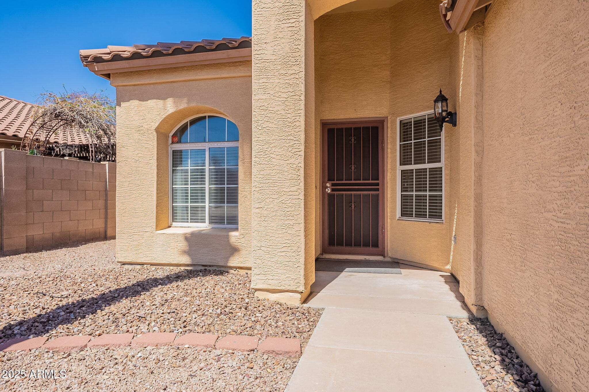 1392 W KESLER Lane