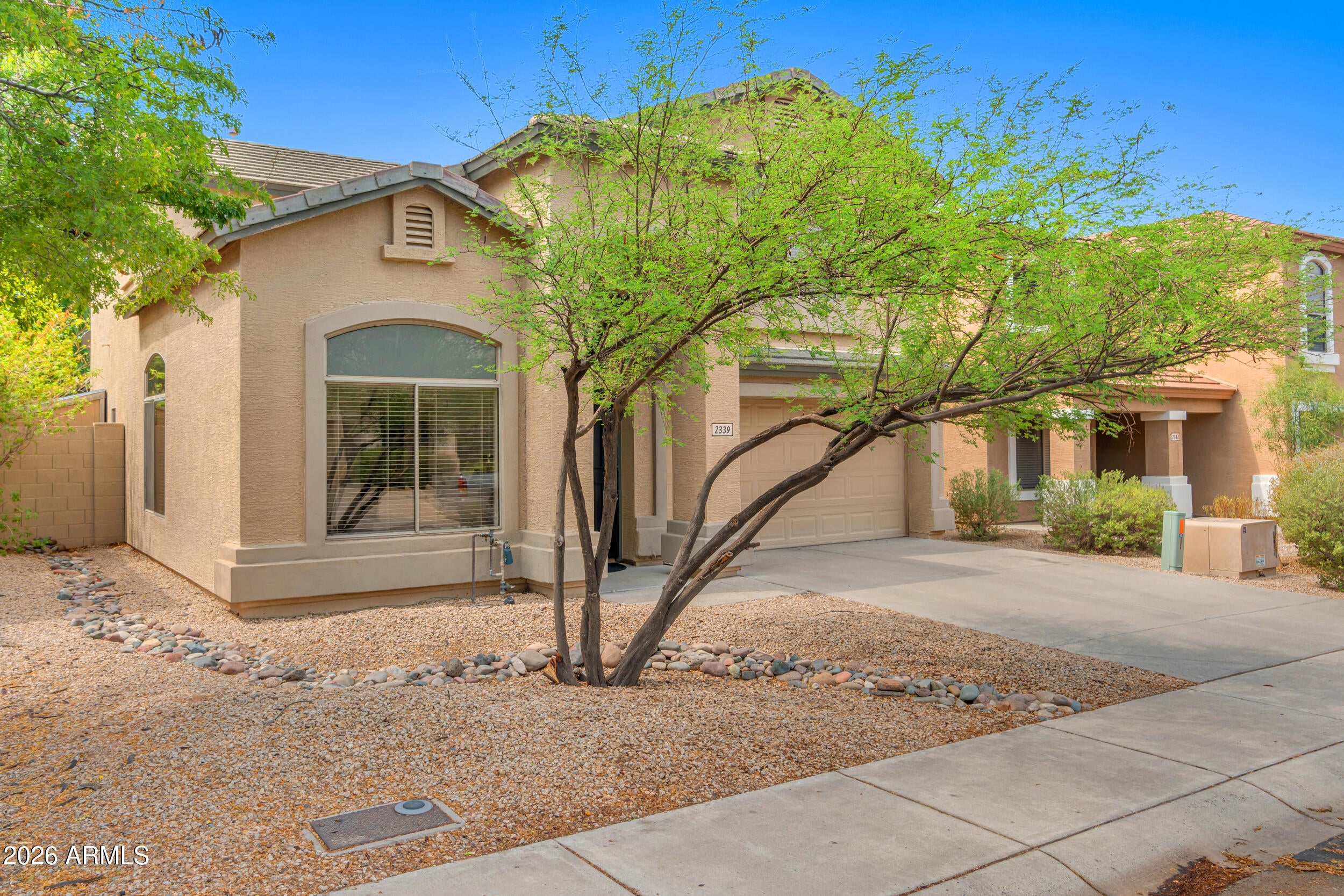 2339 W RUNNING DEER Trail