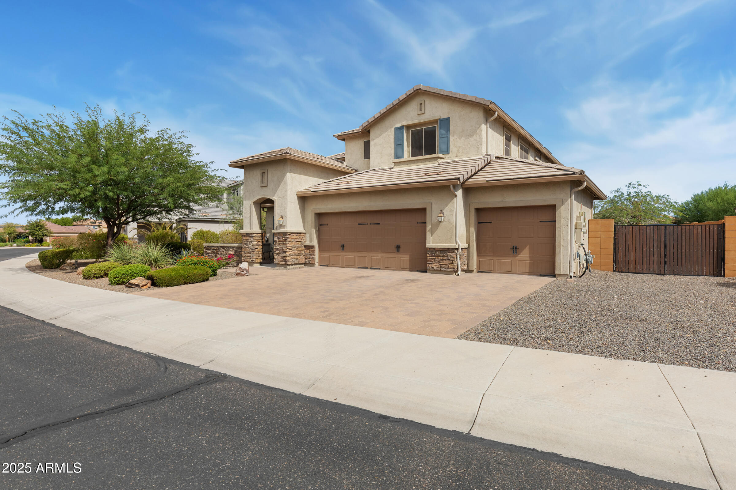19985 N 260TH Glen