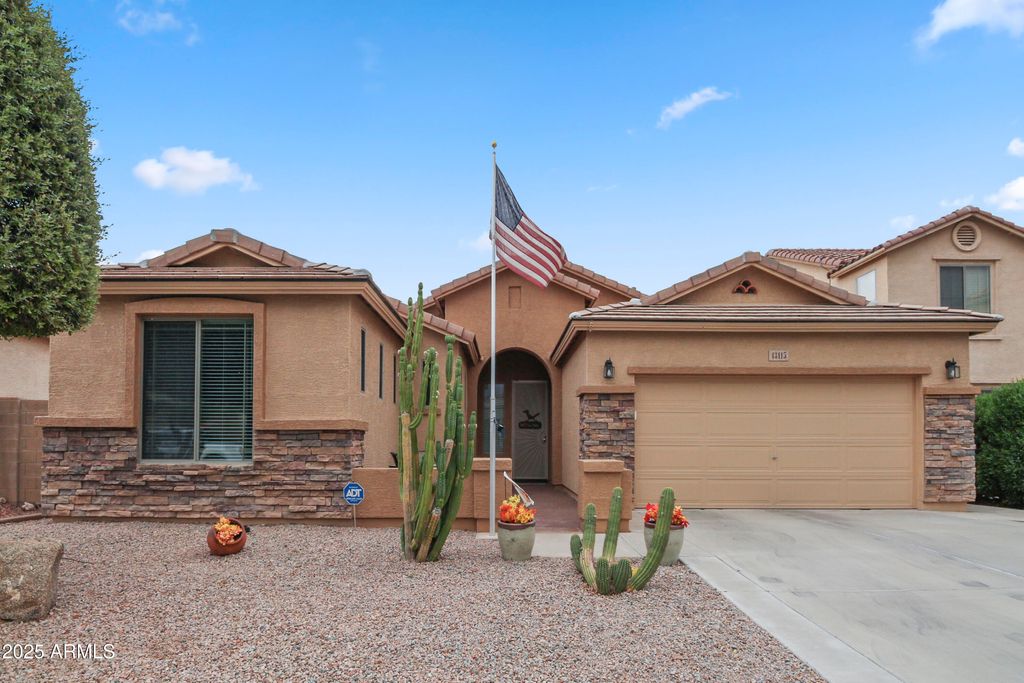 Photo of 43415 W Lindgren Drive, Maricopa, AZ 85138 (MLS # 6925824)