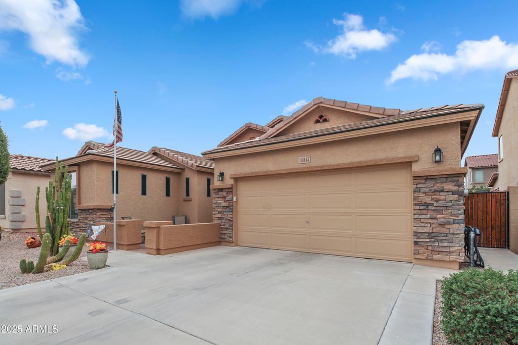 Photo of 43415 W Lindgren Drive, Maricopa, AZ 85138 (MLS # 6925824)