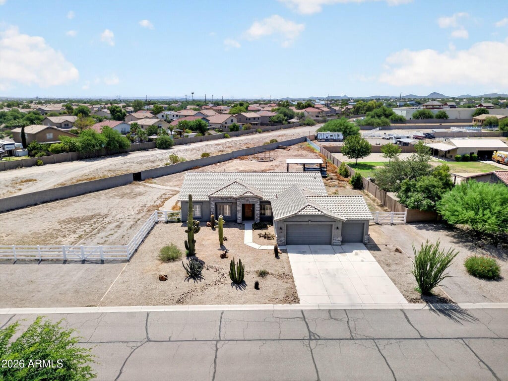 Photo of 275 E Desert Holly Drive, San Tan Valley, AZ 85143 (MLS # 7065254)