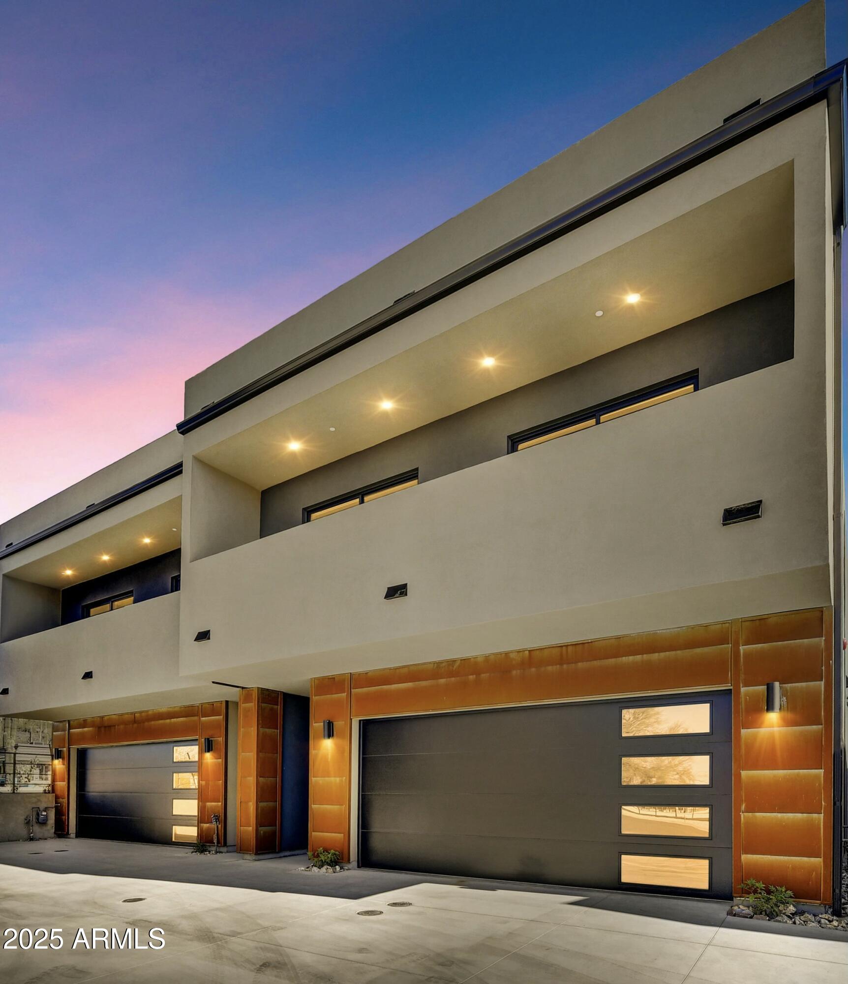 6525 E CAVE CREEK Road 300