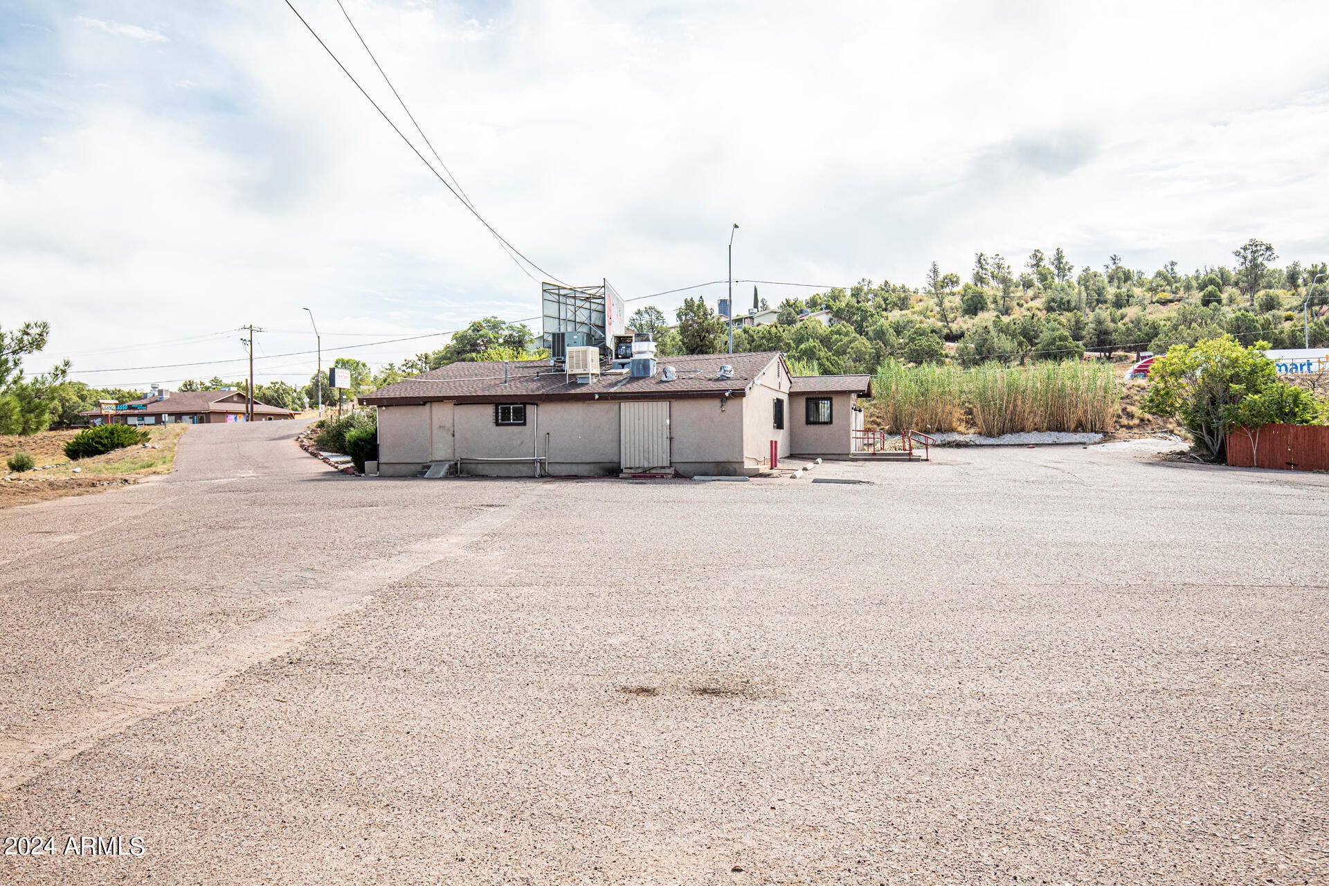 Properties 1200 S BEELINE Highway