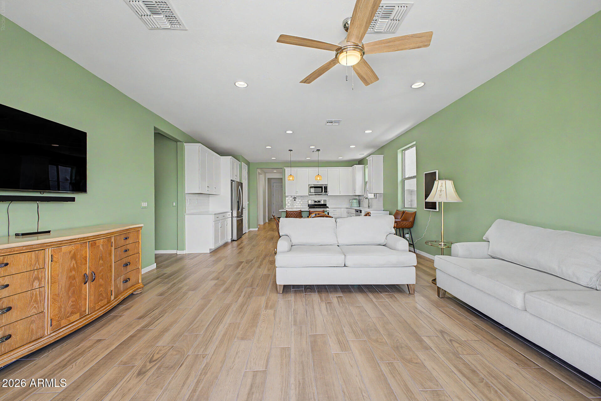 40140 W ELM Drive