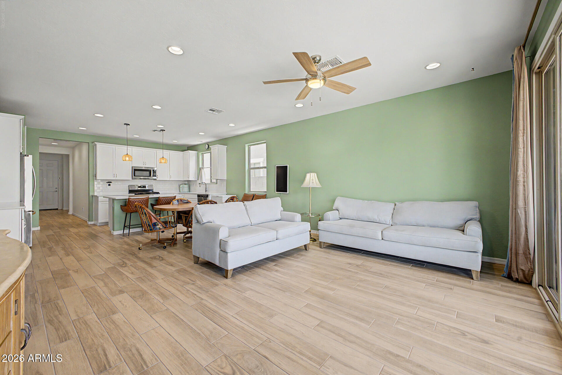 40140 W ELM Drive