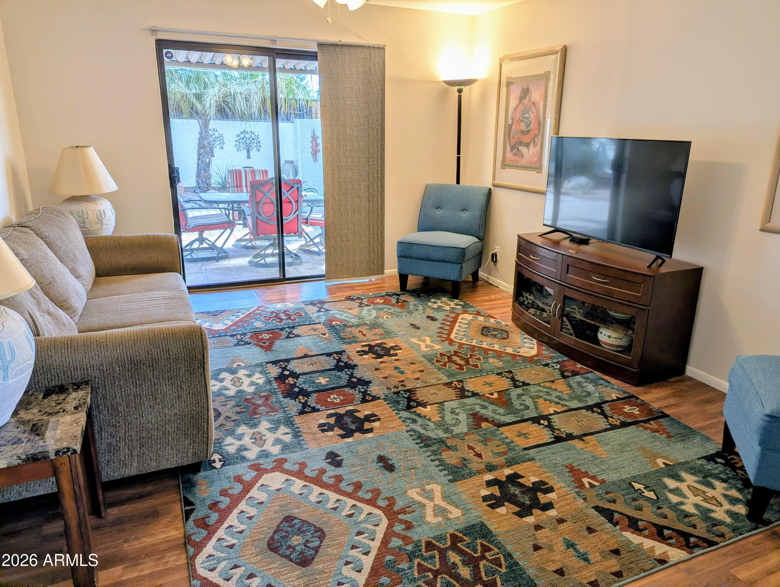 1441 E MARYLAND Avenue 10