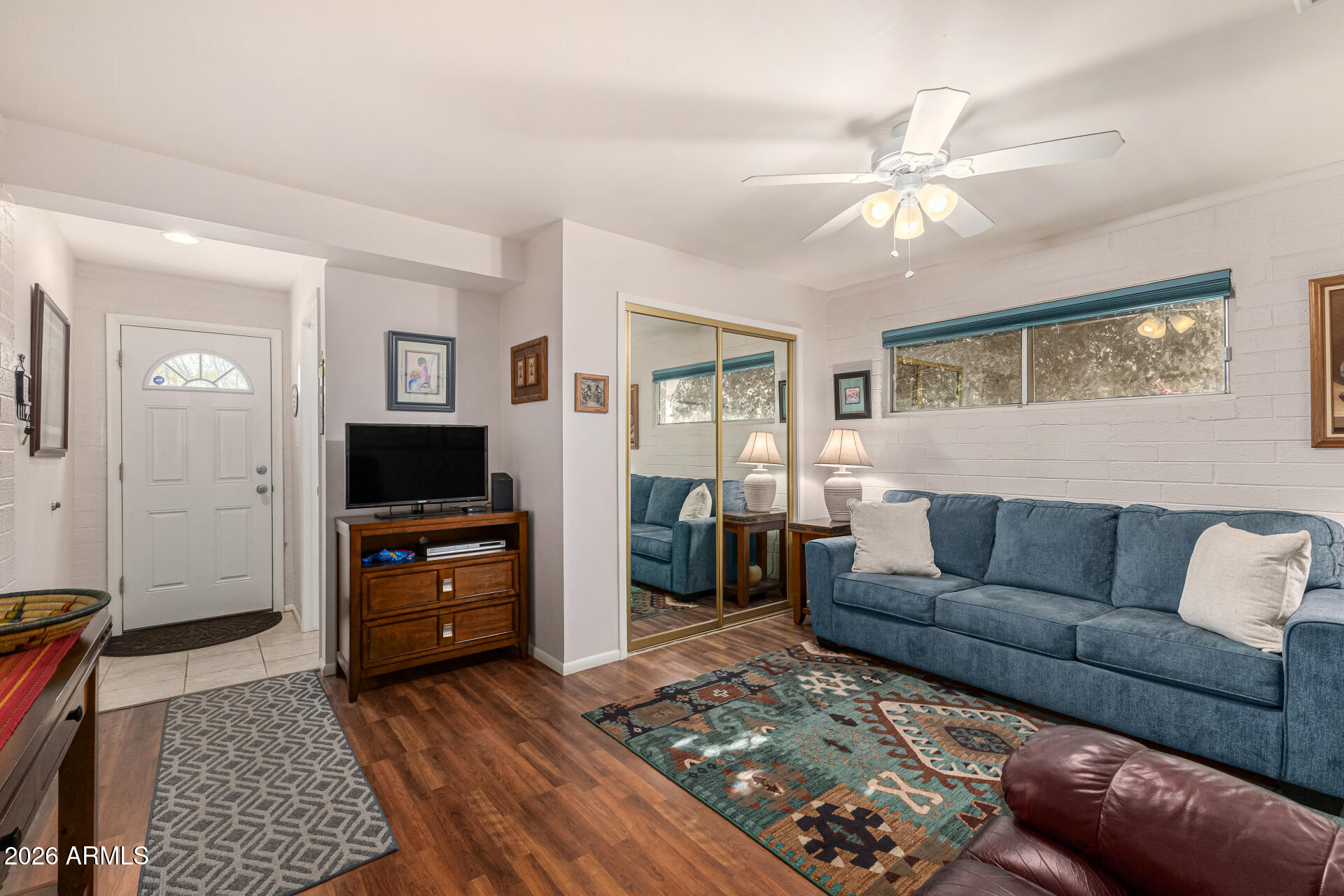 1441 E MARYLAND Avenue 10