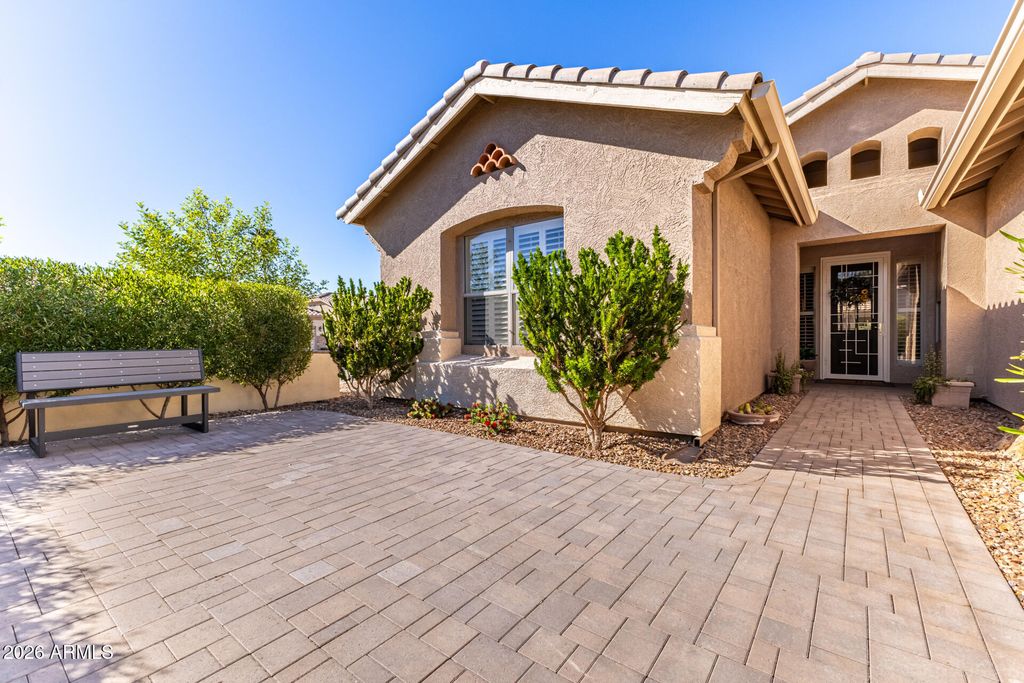 Photo of 2060 E Flintlock Way, Chandler, AZ 85286 (MLS # 7000018)
