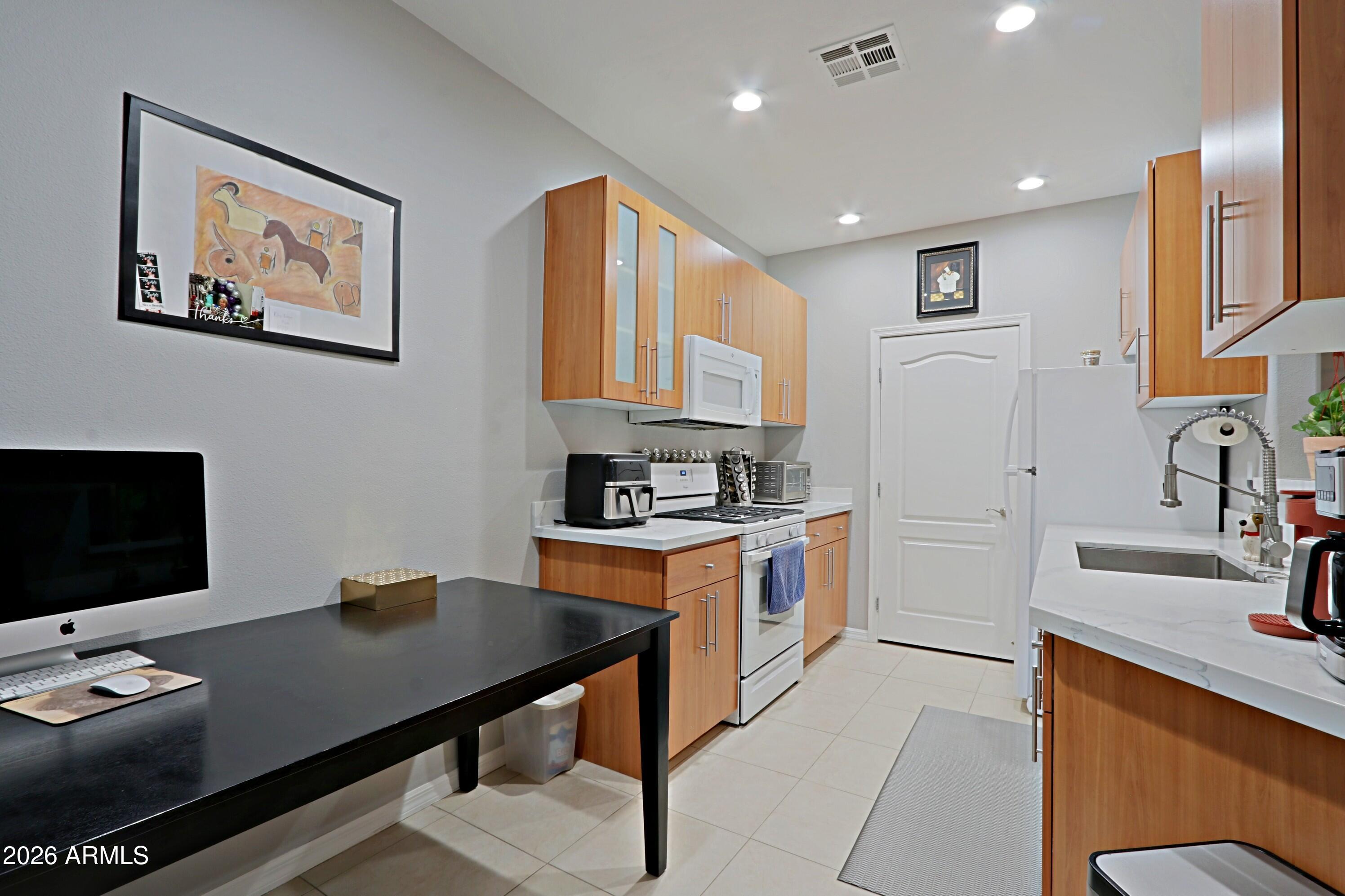 6900 E PRINCESS Drive 2215