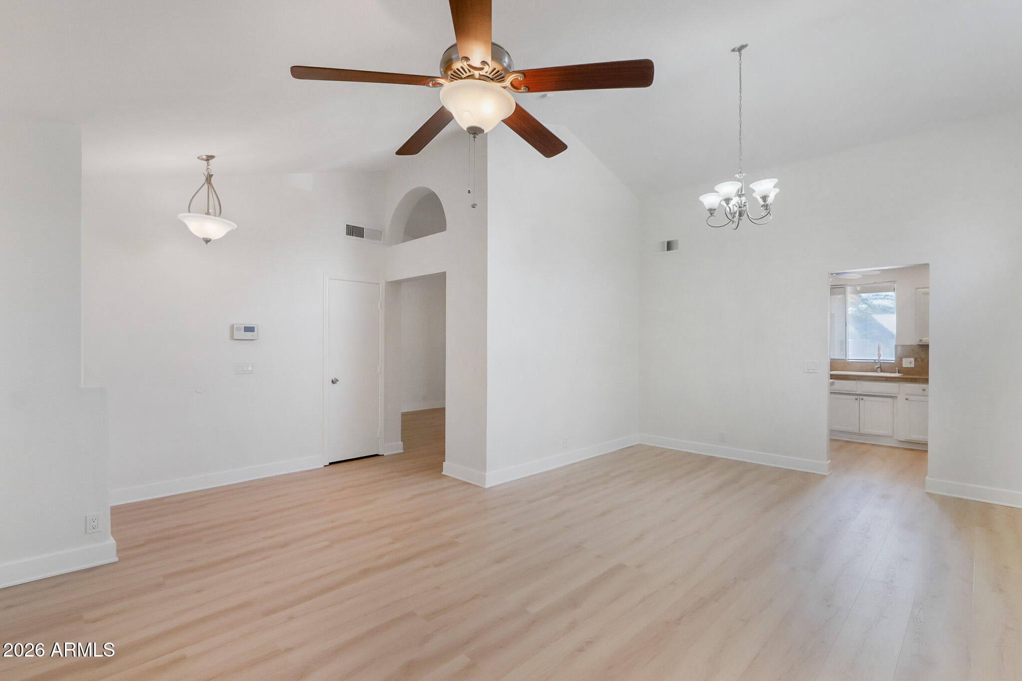 620 S LAVEEN Drive