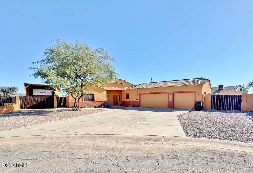 Photo of 8559 W Canterbury Lane, Arizona City, AZ 85123 (MLS # 6953366)