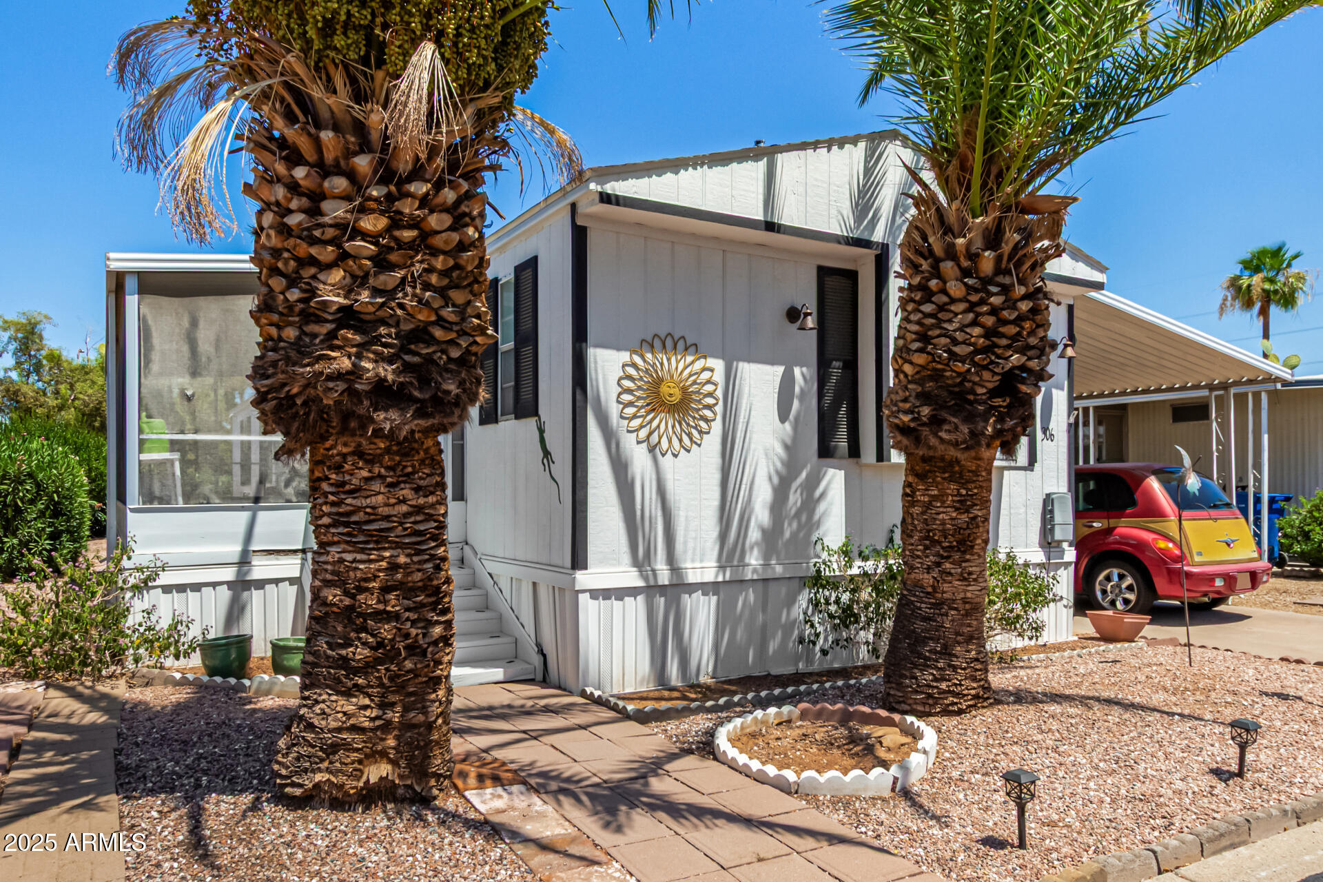 2650 W UNION HILLS Drive OFC