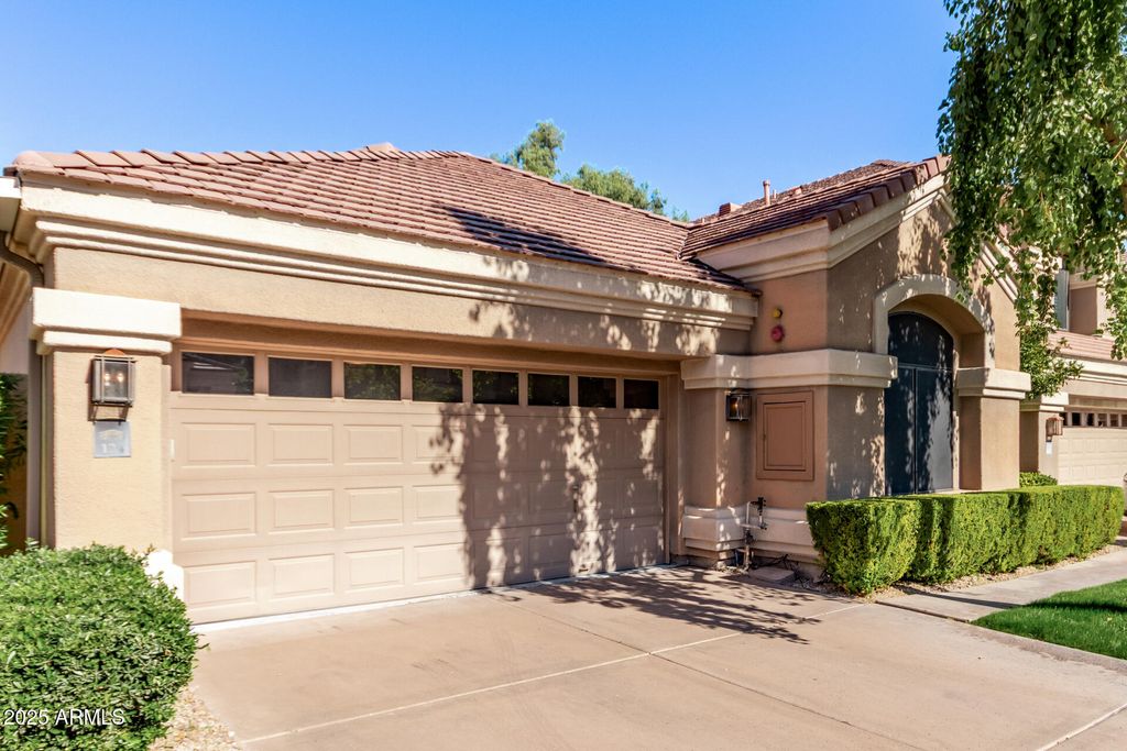 Photo of 7525 E Gainey Ranch Road #124, Scottsdale, AZ 85258 (MLS # 6947432)