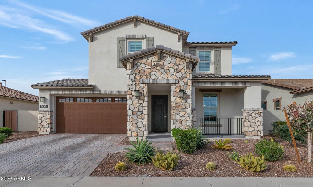 Photo of 4334 N Pioneer Drive, Litchfield Park, AZ 85340 (MLS # 6974724)
