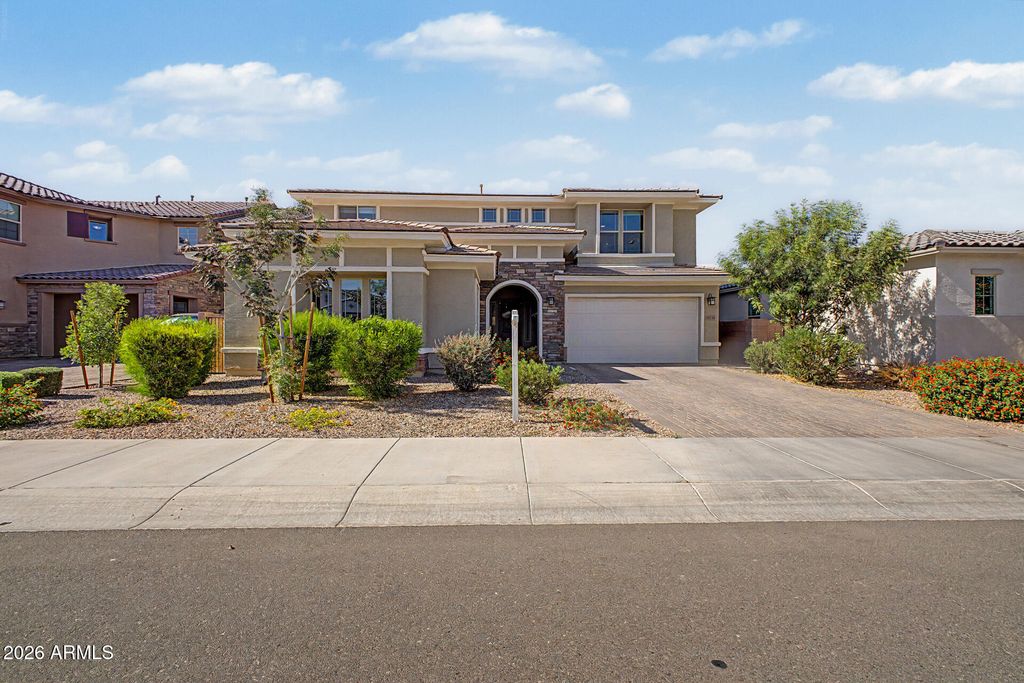 Photo of 8730 W Vista Avenue, Glendale, AZ 85305 (MLS # 7028492)