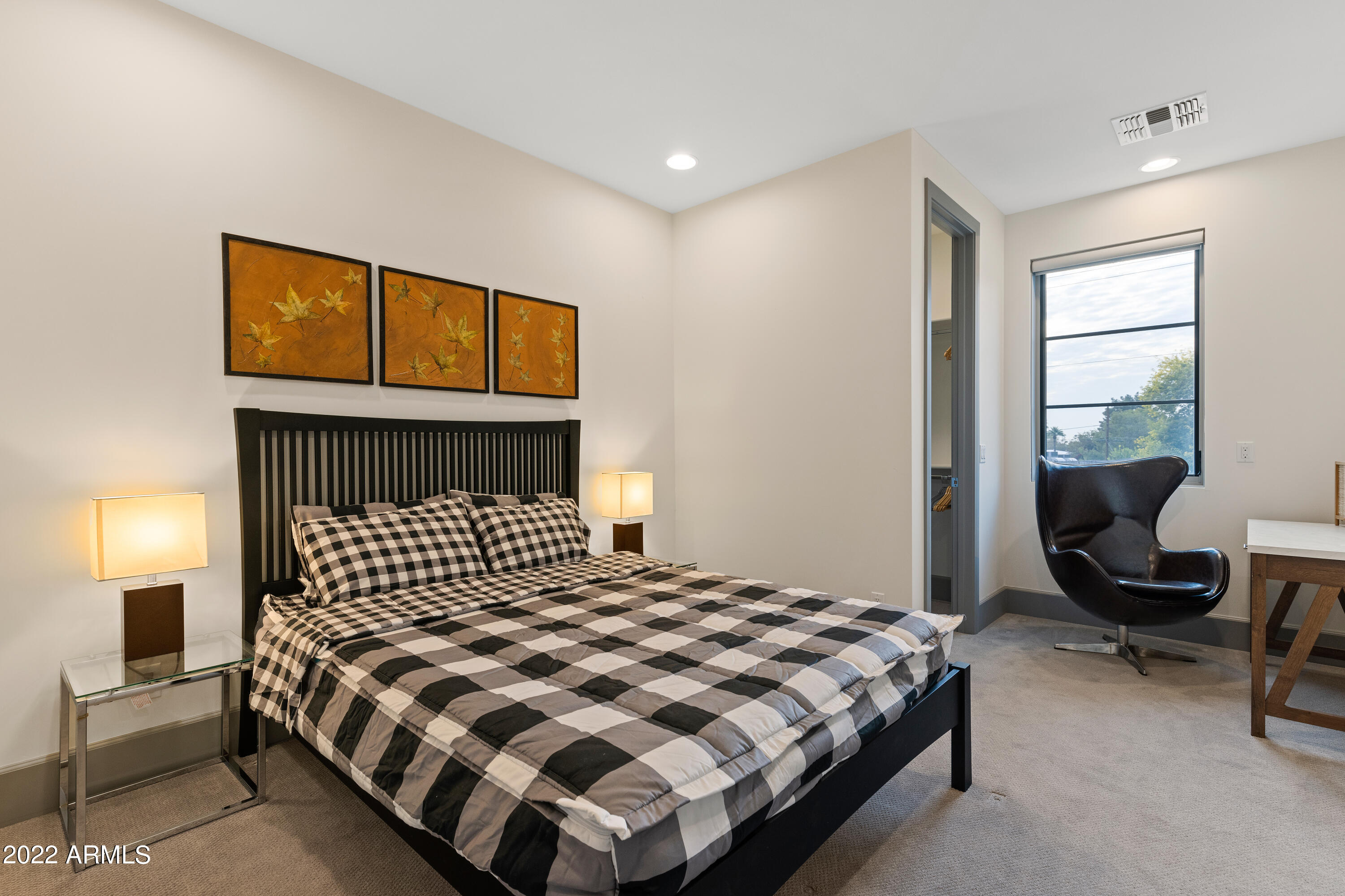 ARGYLE CIRCLE - Residential
