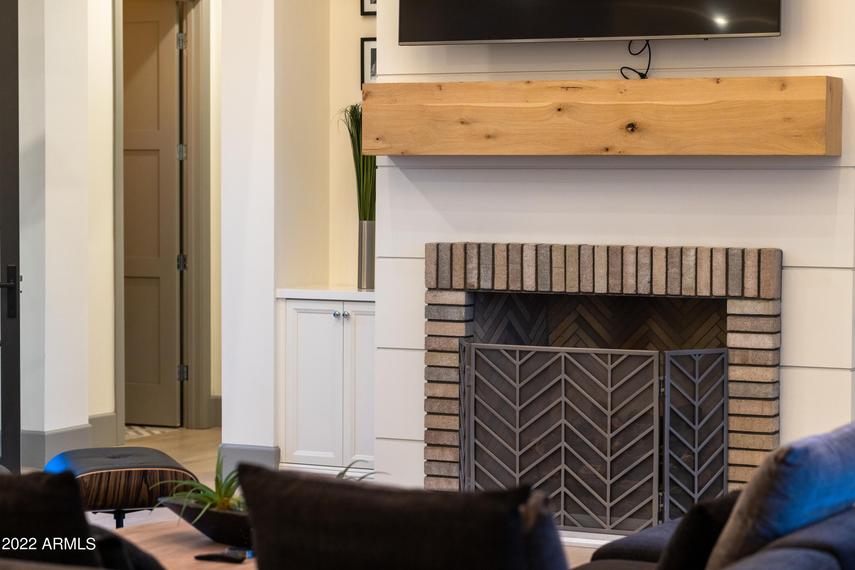ARGYLE CIRCLE - Residential