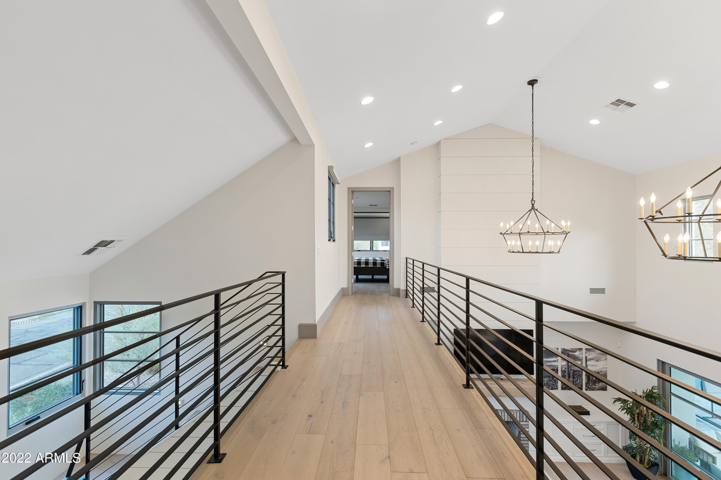 ARGYLE CIRCLE - Residential