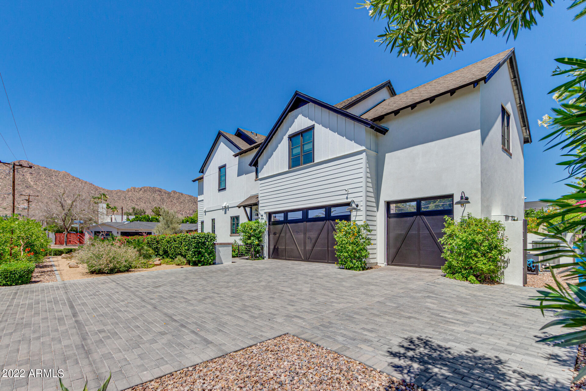 ARGYLE CIRCLE - Residential