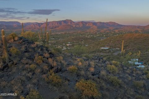 A home in Cave Creek