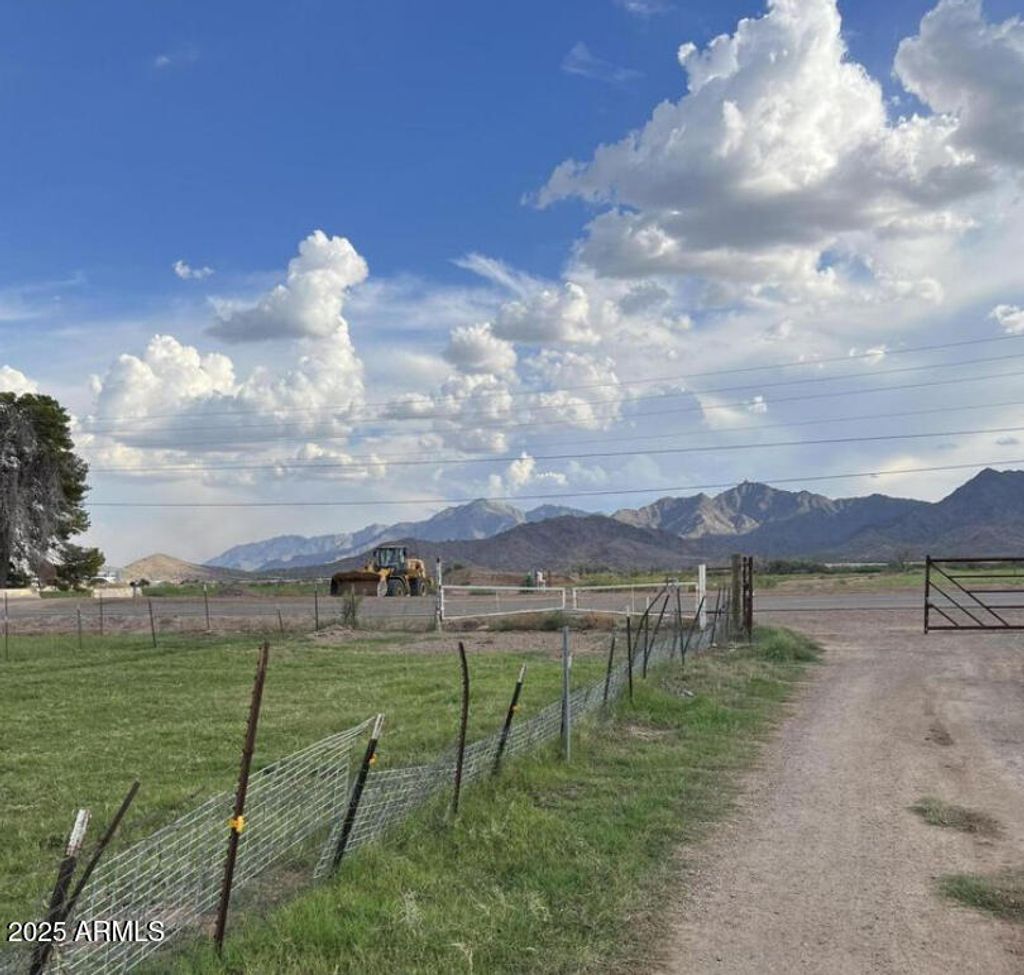 Photo of 000 W Southern Avenue #-, Avondale, AZ 85323 (MLS # 6847783)