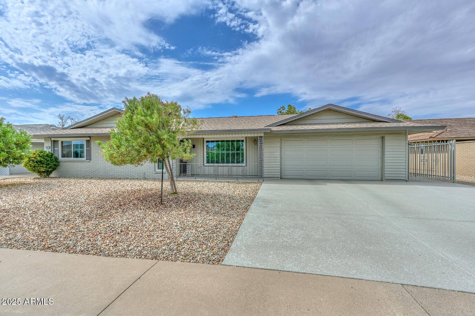 9603 W COUNTRY CLUB Drive