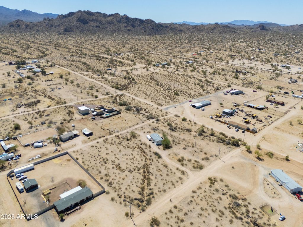 Photo of 0 S Amanda Drive #-, Maricopa, AZ 85139 (MLS # 6838977)