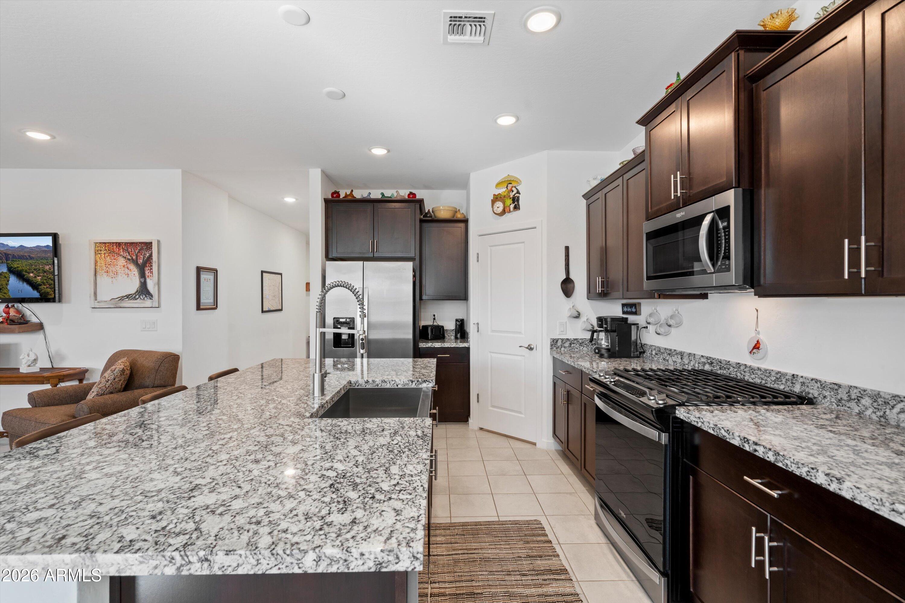 2511 E SAN MIGUEL Drive