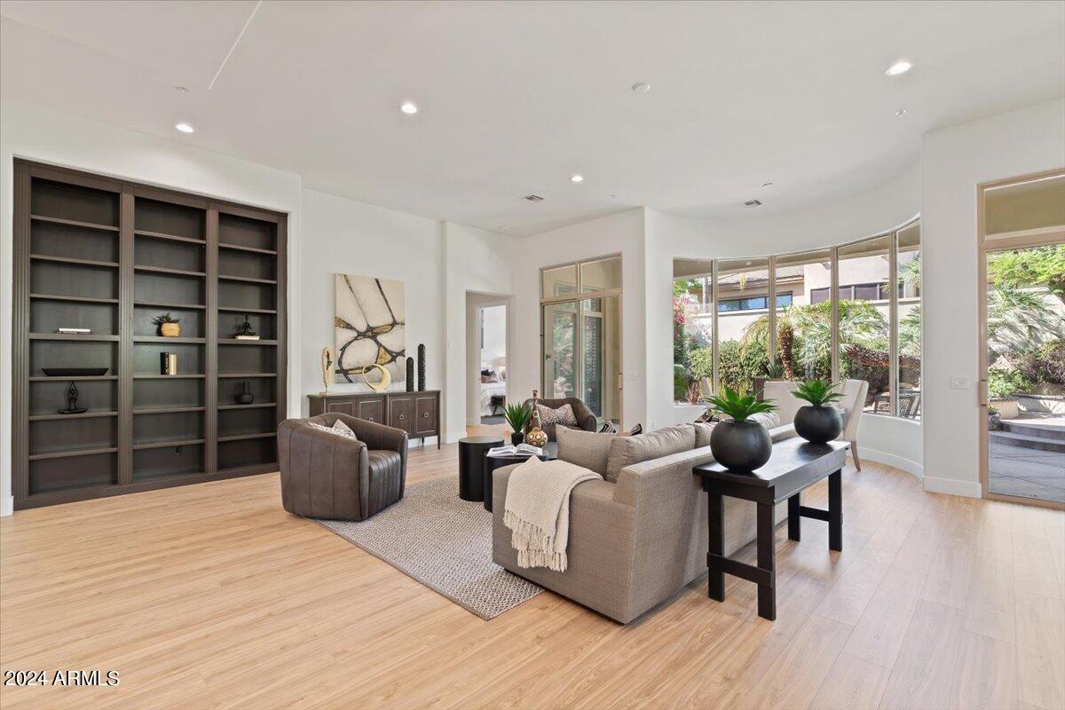 8224 E ANGEL SPIRIT Drive