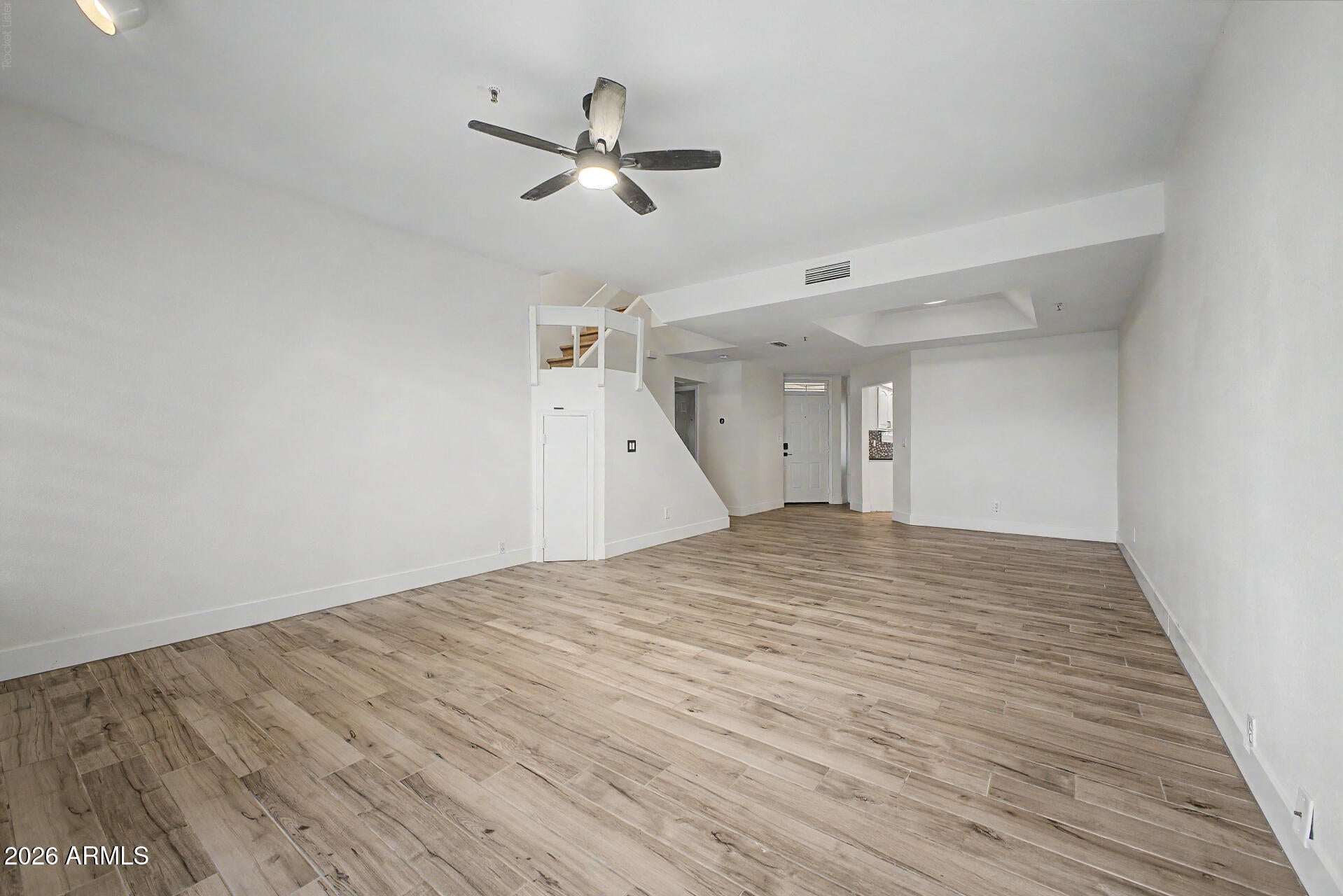 8300 E VIA DE VENTURA Boulevard 1002