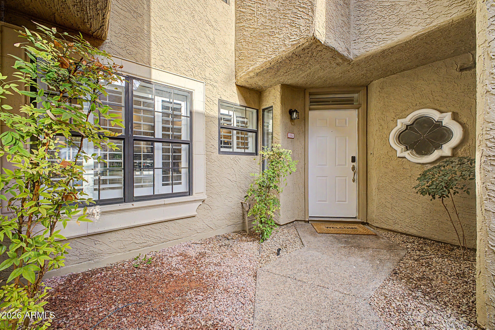 8300 E VIA DE VENTURA Boulevard 1002