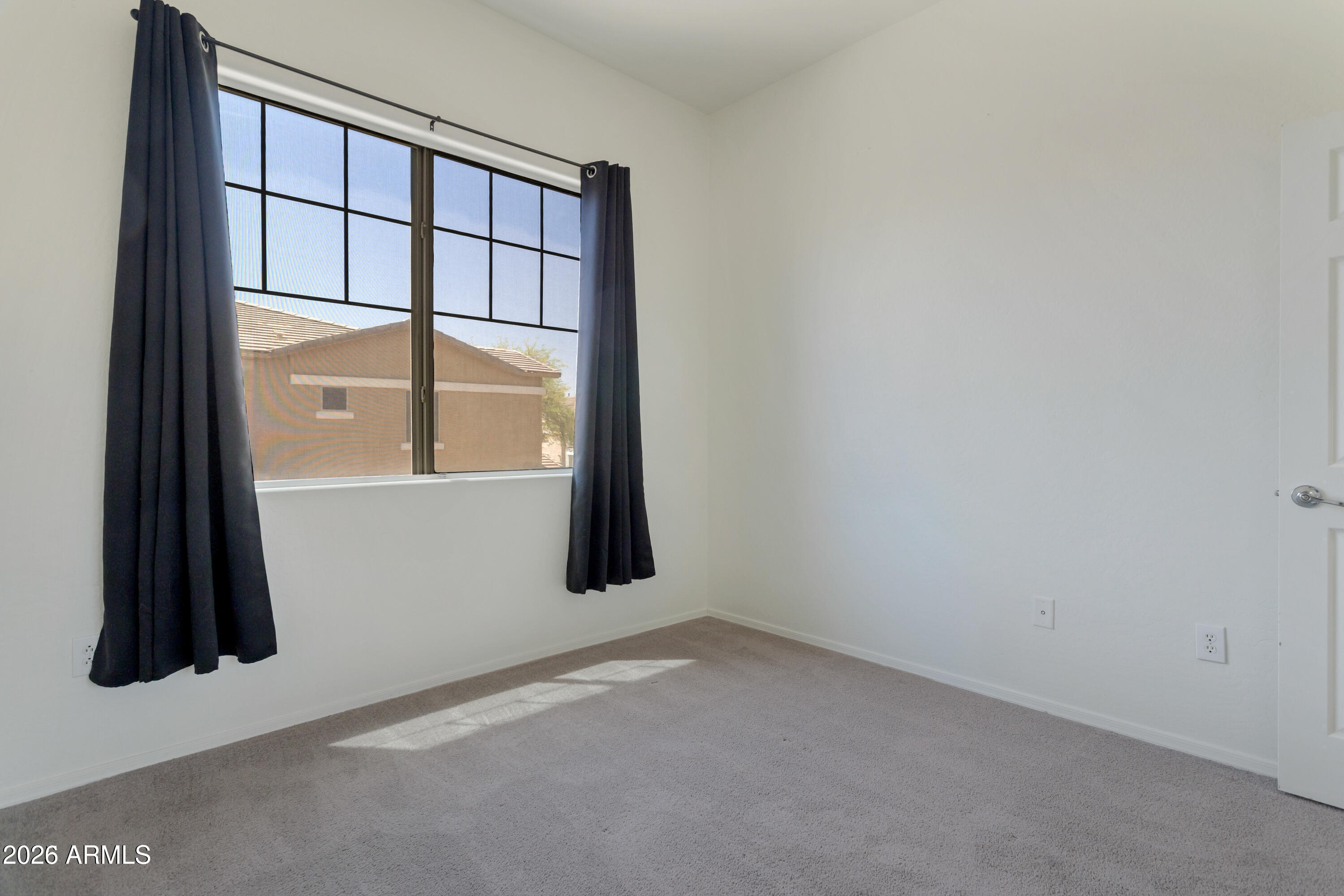 TOWNSQUARE AT SIERRA VERDE CONDOMINIUM - Residential