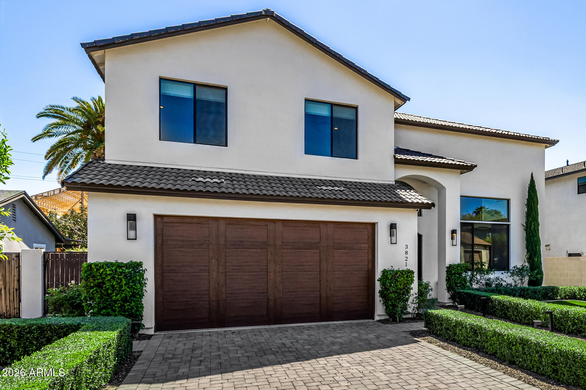 3821 E DEVONSHIRE Avenue