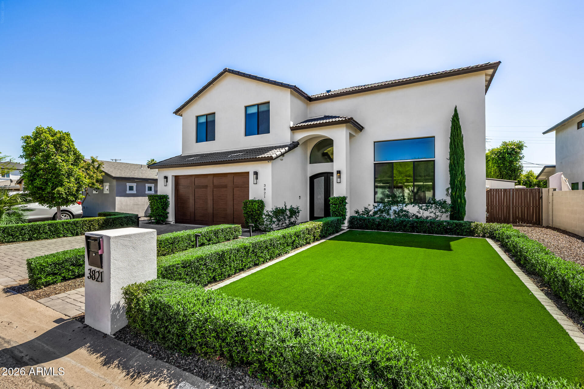 3821 E DEVONSHIRE Avenue