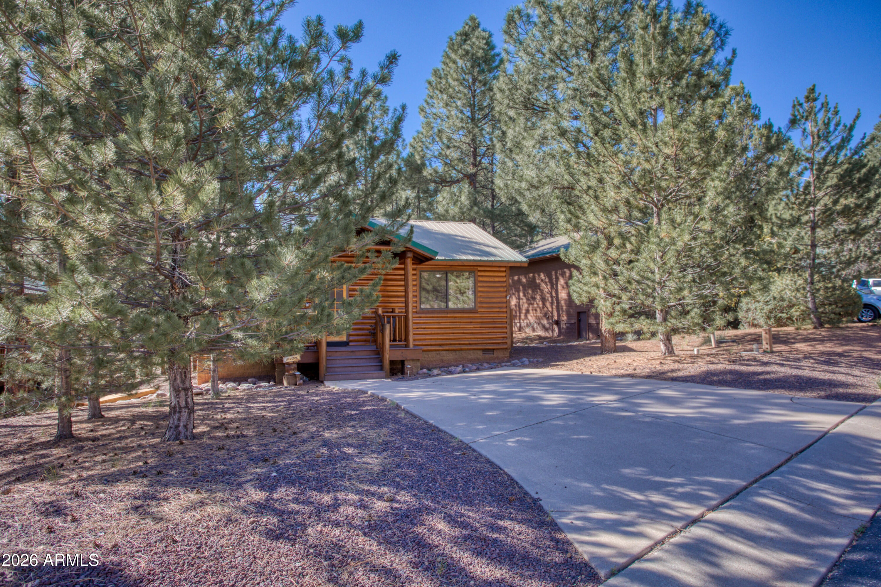 4851 W COTTAGE Loop