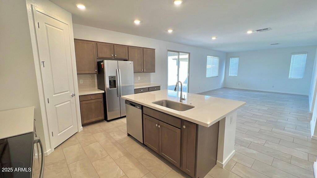 25348 W BOWKER Street