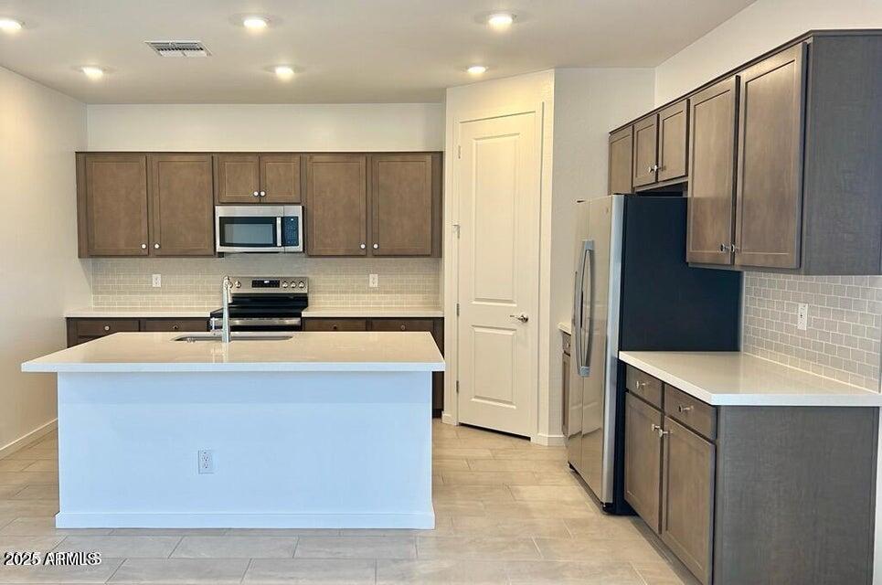 25348 W BOWKER Street