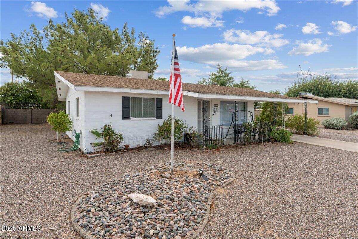 639 N 57TH Place