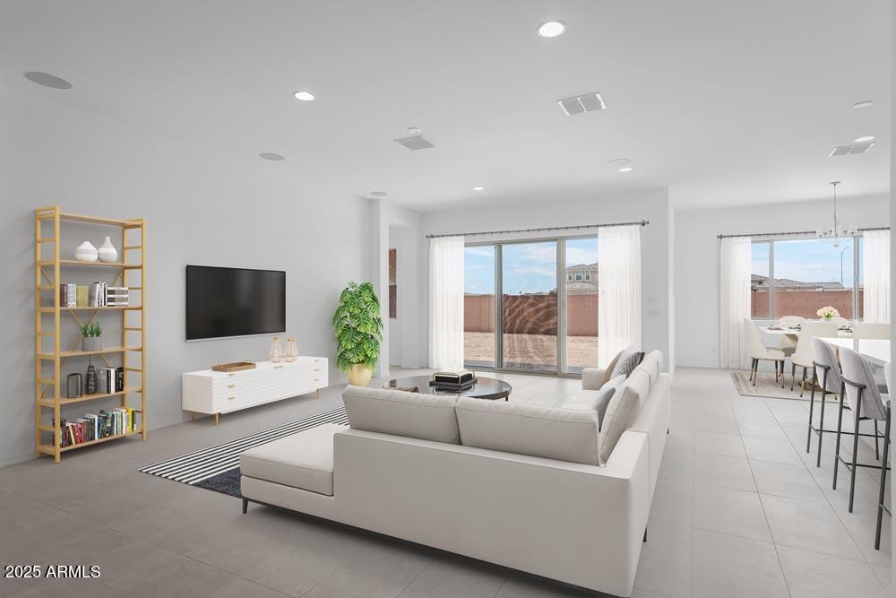 8825 W VERMONT Avenue