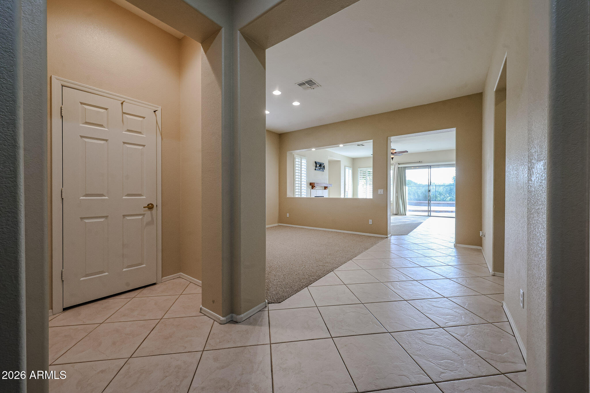 40601 N REPUBLIC Way