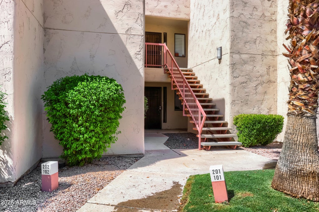 Photo of 9355 N 91st Street #101, Scottsdale, AZ 85258 (MLS # 7072910)