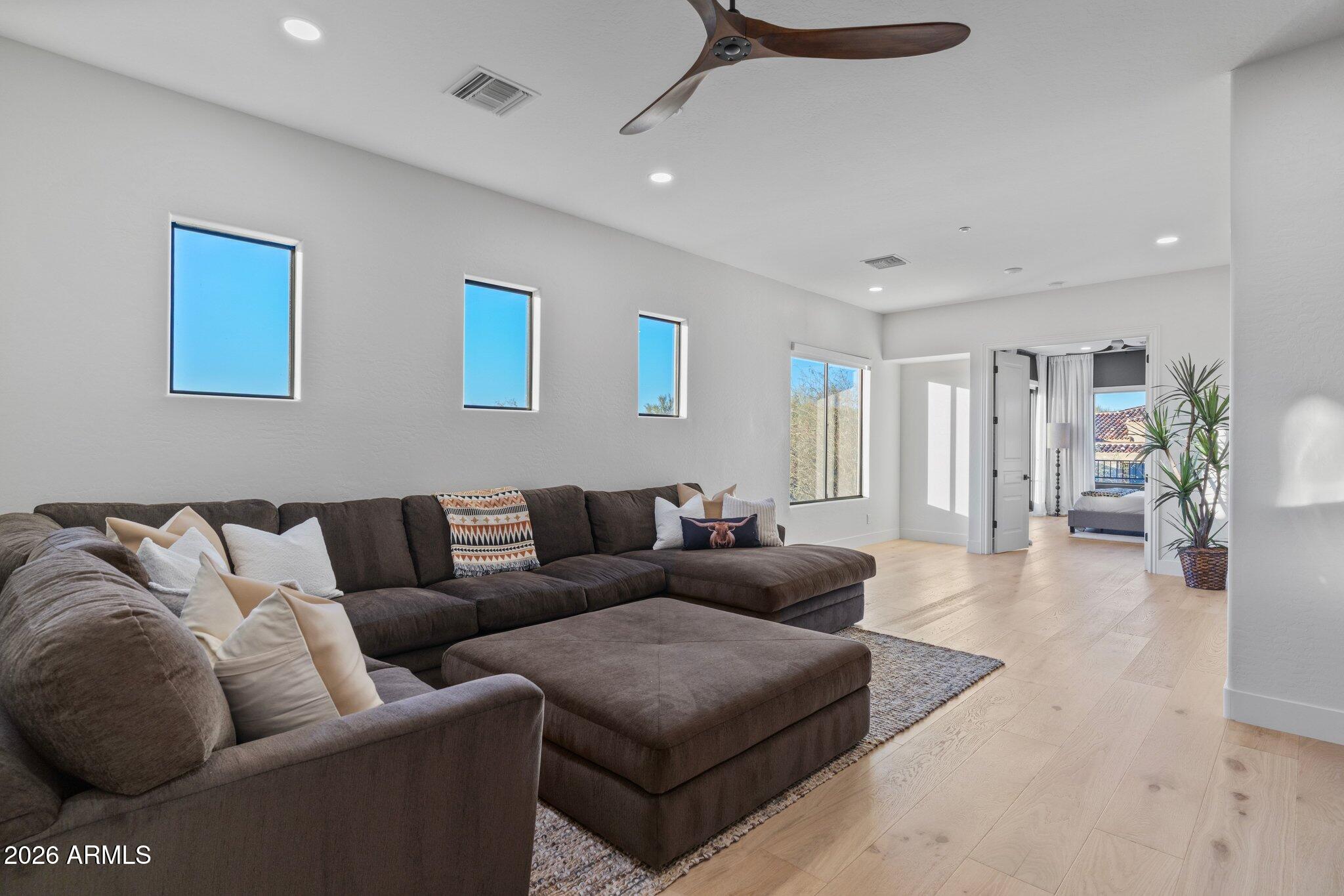 DC RANCH - Residential