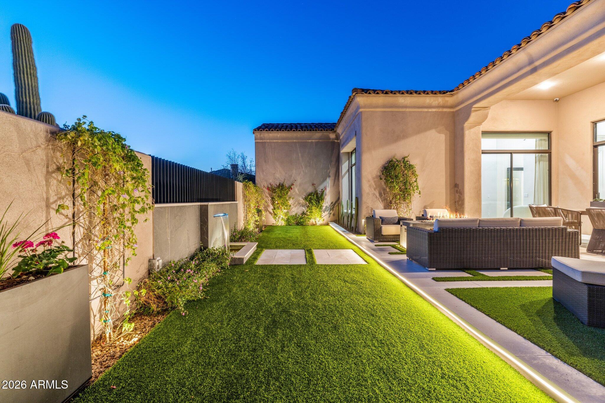 DC RANCH - Residential